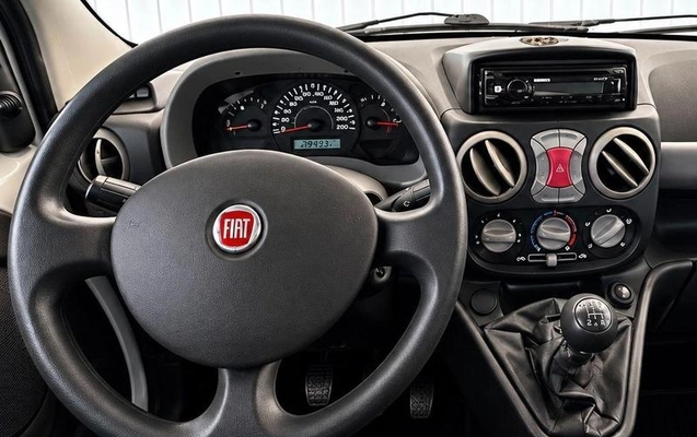 imagem-https://www.socarrao.com.br/sc-vehicle-images-prod/4231415/1790811487936-8515008_0_B_7b0b0e7214.jpeg