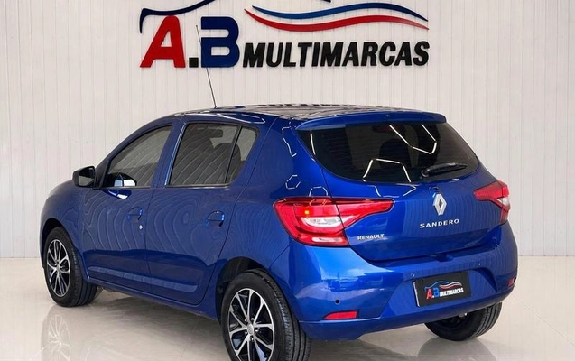 imagem-https://www.socarrao.com.br/sc-vehicle-images-prod/4231598/1791902494578-8531572_8_B_da3e098e77.jpeg
