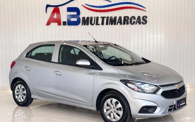 imagem-https://www.socarrao.com.br/sc-vehicle-images-prod/4231894/1790812945625-8524720_12_B_62623098e5.jpeg