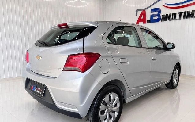 imagem-https://www.socarrao.com.br/sc-vehicle-images-prod/4231894/1790812945640-8524720_12_B_8737480f9a.jpeg
