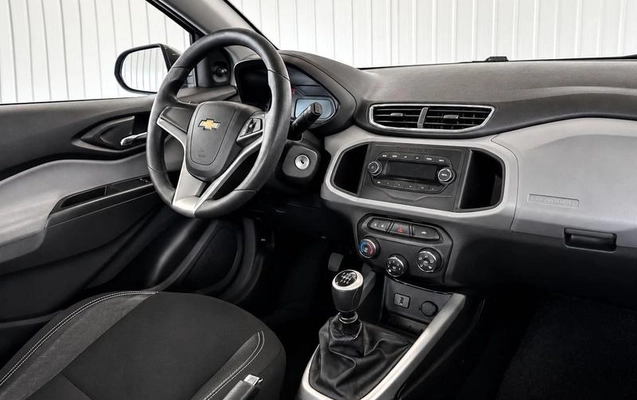 imagem-https://www.socarrao.com.br/sc-vehicle-images-prod/4231894/1790812945648-8524720_0_B_3a0bf8f473.jpeg
