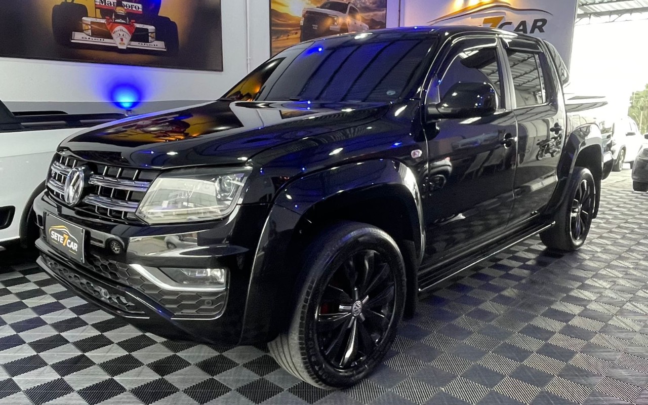 Volkswagen Amarok 2021 Preto — foto 1 de 3