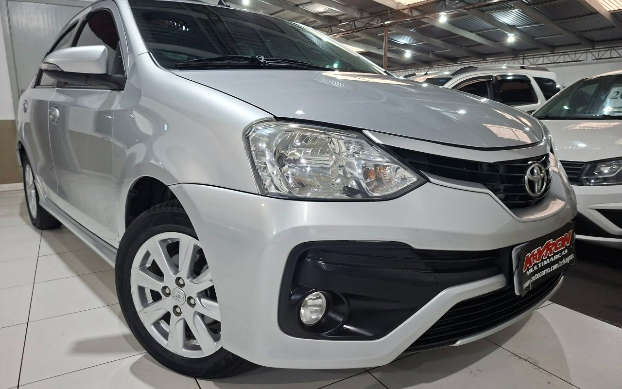 imagem-https://www.socarrao.com.br/sc-vehicle-images-prod/4232444/1790814446311-MTMuanBn.jpg