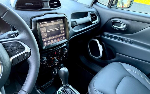 imagem-https://www.socarrao.com.br/sc-vehicle-images-prod/4233311/1791403930727-8531166_12_B_db20002eb5.jpeg