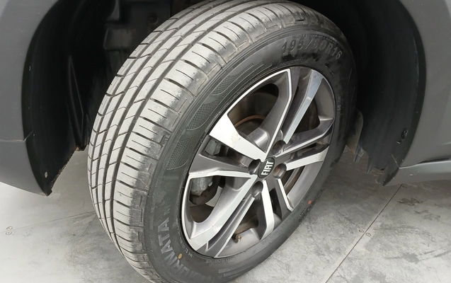 imagem-https://www.socarrao.com.br/sc-vehicle-images-prod/4237052/1790829833885-1_124906.jpg