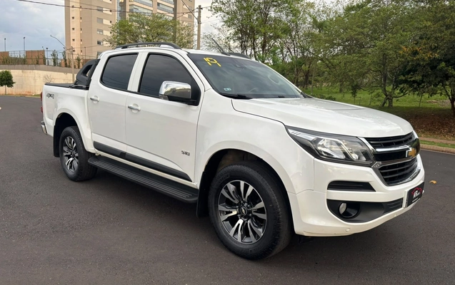 imagem-https://www.socarrao.com.br/sc-vehicle-images-prod/4243374/1792679382777-e473ae62c6ad4951af98dd698246f68d_1790799797051.jpg