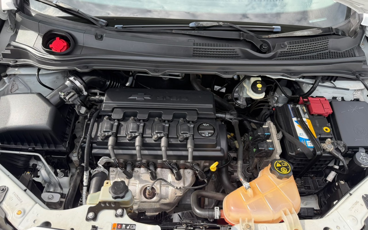 imagem-https://www.socarrao.com.br/sc-vehicle-images-prod/4243375/1790853340862-V2hhdHNBcHAgSW1hZ2UgMjAyNi0wOS0zMCBhdCAwOS4xNi4xMSAoMSkuanBlZw.jpeg