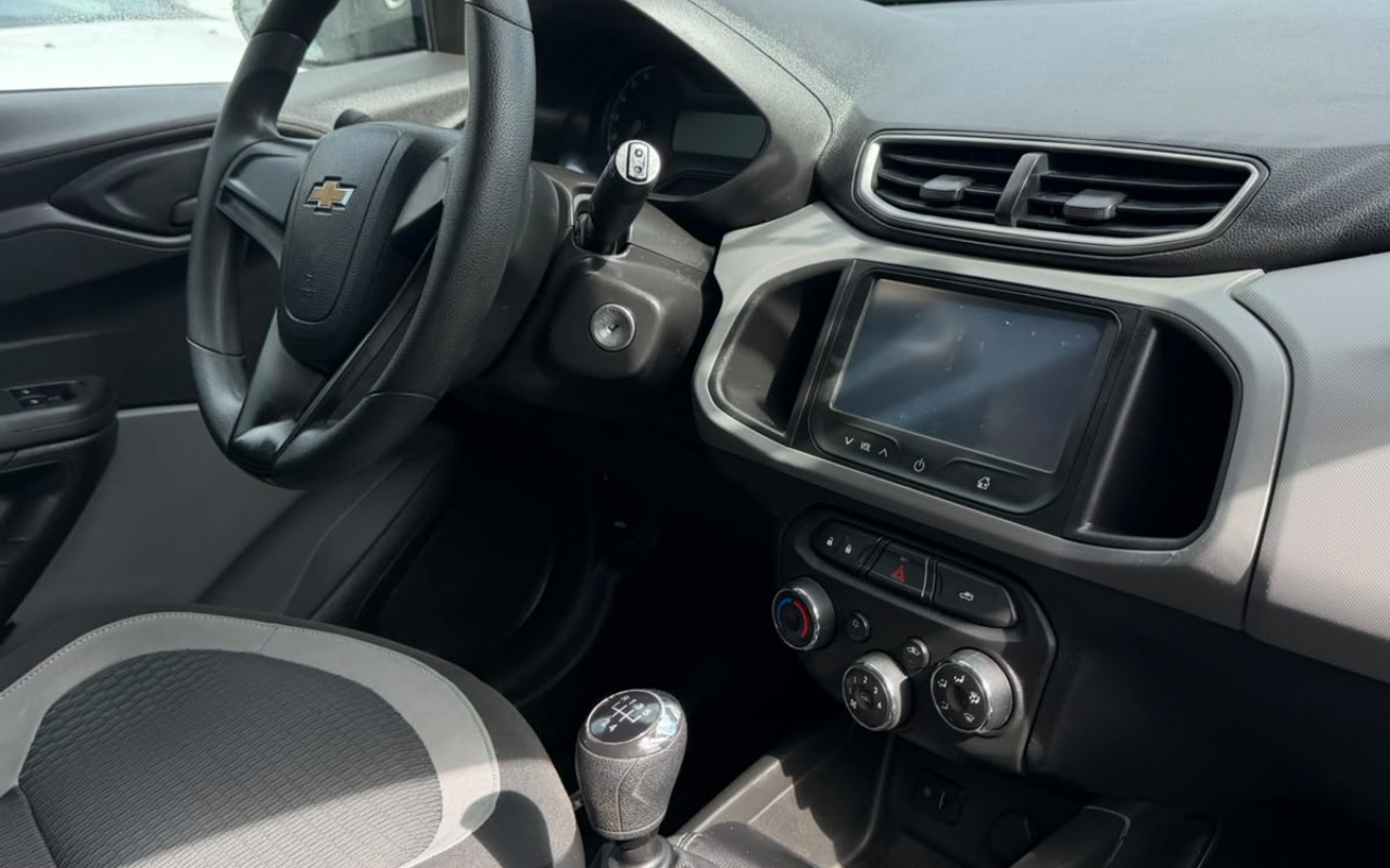 imagem-https://www.socarrao.com.br/sc-vehicle-images-prod/4243375/1790853341215-V2hhdHNBcHAgSW1hZ2UgMjAyNi0wOS0zMCBhdCAwOS4xNi4xMSAoMikuanBlZw.jpeg
