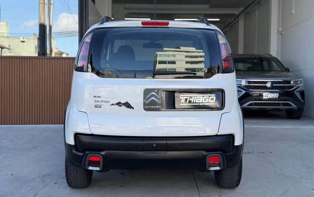 imagem-https://www.socarrao.com.br/sc-vehicle-images-prod/4243392/1790854788907-003_97610bda8c6722112522aae50d416ad1.jpg