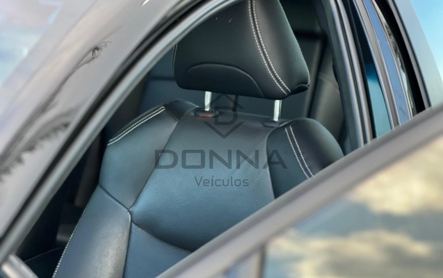 imagem-https://www.socarrao.com.br/sc-vehicle-images-prod/4243393/1790854802734-bec84d74b92d42b59a9591bb46d594bb_1790854693475.jpg