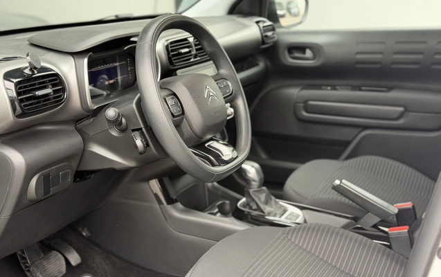 imagem-https://www.socarrao.com.br/sc-vehicle-images-prod/4243394/1790854830768-003_862934b59579eb2640315ad420518648.jpg