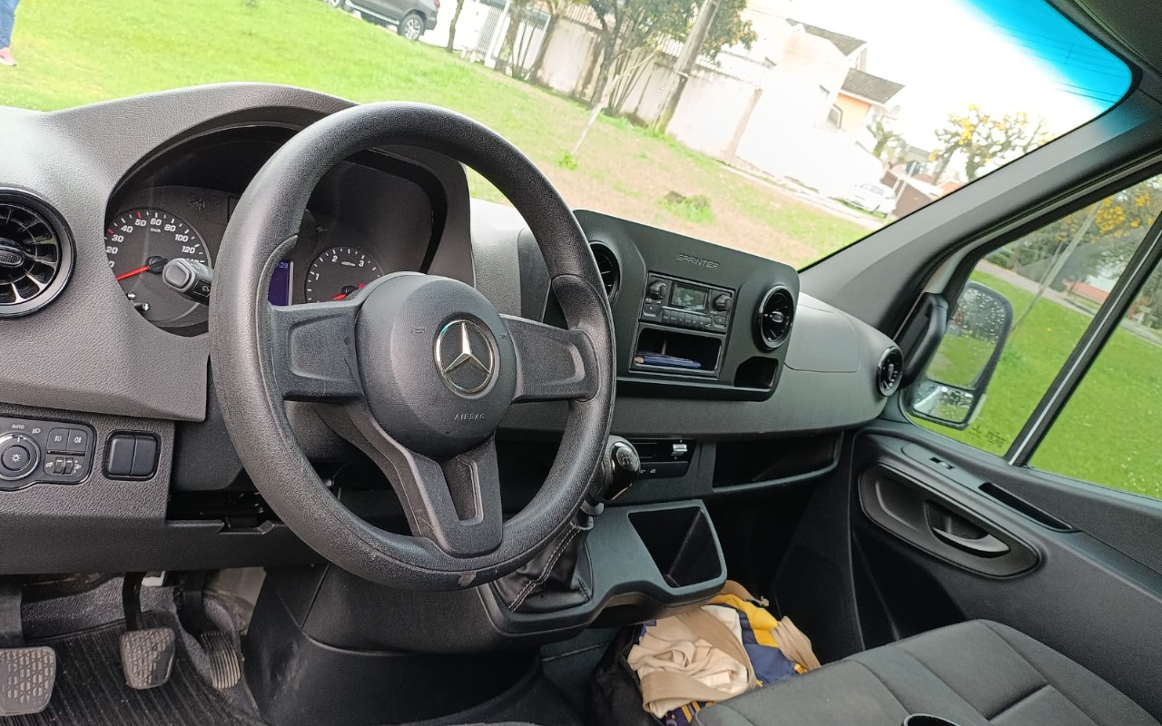 imagem-https://www.socarrao.com.br/sc-vehicle-images-prod/4243438/1790855588985-V2hhdHNBcHAgSW1hZ2UgMjAyNi0wOS0yOCBhdCAwOC4xNy41MiAoMSkuanBlZw.jpeg