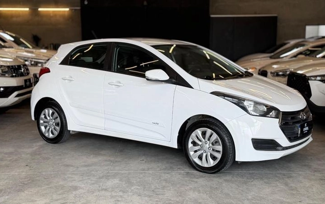 imagem-https://www.socarrao.com.br/sc-vehicle-images-prod/4243459/1791459581047-8527503_13_B_54857aebe5.jpeg