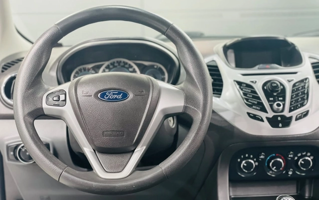 imagem-https://www.socarrao.com.br/sc-vehicle-images-prod/4243658/1790855900754-003_8f30d839463d83e8887bf37bf92b2f44.jpg