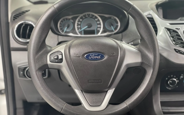 imagem-https://www.socarrao.com.br/sc-vehicle-images-prod/4243658/1790855900756-003_9d917d0d53c0983540c8ecc992c15337.jpg