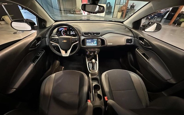 imagem-https://www.socarrao.com.br/sc-vehicle-images-prod/4243684/1790855966738-8296793_13_B_928e070504.jpeg