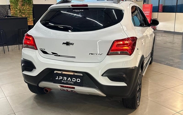 imagem-https://www.socarrao.com.br/sc-vehicle-images-prod/4243684/1790855966740-8296793_16_B_5c4eeee1d5.jpeg