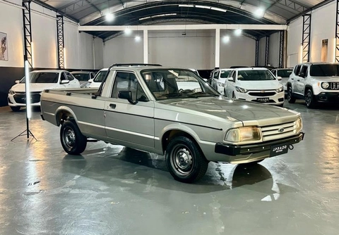 Ford Pampa GL 1.6/ 1.8 1994 Amarelo — foto 1 de 3