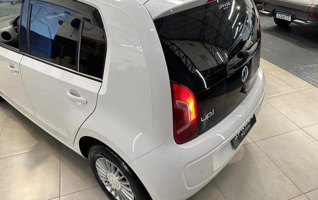 imagem-https://www.socarrao.com.br/sc-vehicle-images-prod/4243819/1790856274386-8131947_15_B_52004de5e7.jpeg
