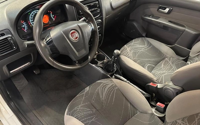 imagem-https://www.socarrao.com.br/sc-vehicle-images-prod/4243890/1790856391705-8232541_4_B_38571f1406.jpeg