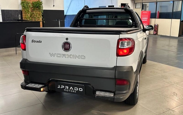 imagem-https://www.socarrao.com.br/sc-vehicle-images-prod/4243890/1790856391726-8232541_16_B_dad94f40fc.jpeg