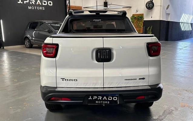 imagem-https://www.socarrao.com.br/sc-vehicle-images-prod/4243938/1790856433180-7556001_13_B_b215b2d015.jpeg