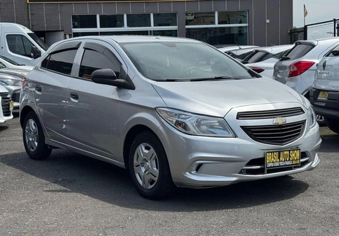 Chevrolet Onix 2018 Prata — foto 1 de 3