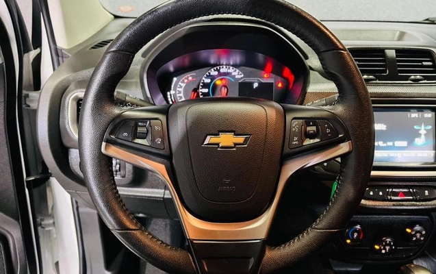 imagem-https://www.socarrao.com.br/sc-vehicle-images-prod/4243945/1790856503400-8516435_6_B_faddf5453e.jpeg