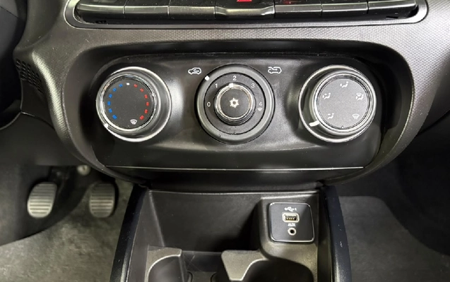 imagem-https://www.socarrao.com.br/sc-vehicle-images-prod/4243971/1790856804583-930e4616-69f5-e23d-9818-70d1fe439860-whatsappimage2026-09-25at1435302jpeg.jpg
