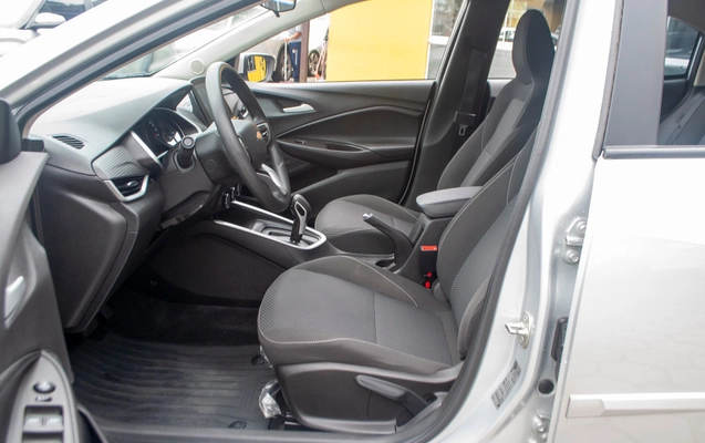 imagem-https://www.socarrao.com.br/sc-vehicle-images-prod/4244269/1790857470406-2159058a0a344f4e8878aa1bca0e7c1f_1790856912657.jpg