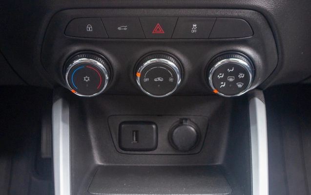 imagem-https://www.socarrao.com.br/sc-vehicle-images-prod/4244269/1790857470417-3b5909dcbb8f421baa9b71ad14b5d66d_1790856912707.jpg