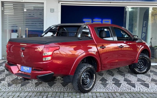 imagem-https://www.socarrao.com.br/sc-vehicle-images-prod/4244278/1790857481294-7975114_5_B_f191641d31.jpeg