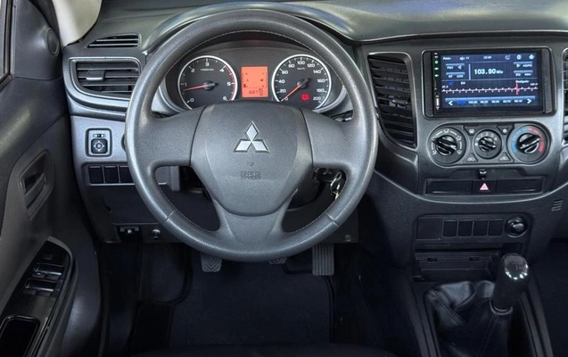 imagem-https://www.socarrao.com.br/sc-vehicle-images-prod/4244278/1790857481305-7975114_6_B_025af27be8.jpeg