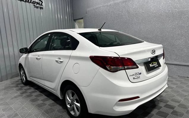 imagem-https://www.socarrao.com.br/sc-vehicle-images-prod/4244375/1790857761082-8327586_5_B_da34315686.jpeg