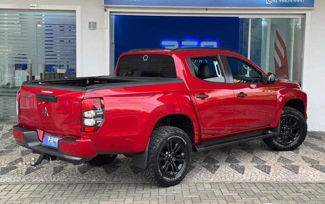 imagem-https://www.socarrao.com.br/sc-vehicle-images-prod/4244396/1790857754347-7460417_6_B_a31d3d149b.jpeg