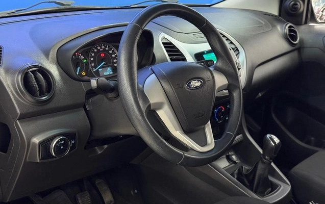 imagem-https://www.socarrao.com.br/sc-vehicle-images-prod/4244415/1790857804673-8124710_10_B_5b59f703c9.jpeg