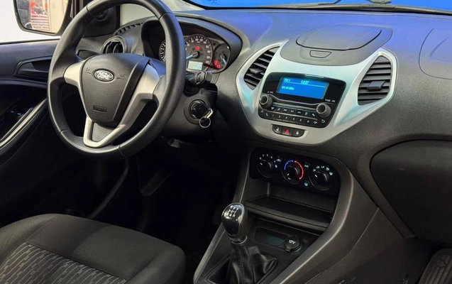 imagem-https://www.socarrao.com.br/sc-vehicle-images-prod/4244415/1790857804676-8124710_10_B_25e4d4546e.jpeg