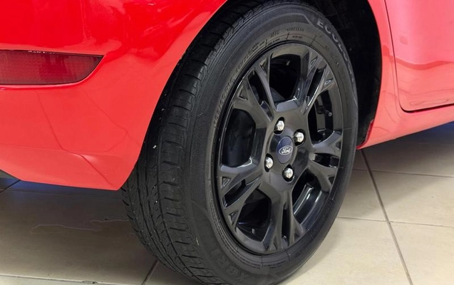 imagem-https://www.socarrao.com.br/sc-vehicle-images-prod/4244438/1790857873766-8478522_6_B_8ccece91d6.jpeg