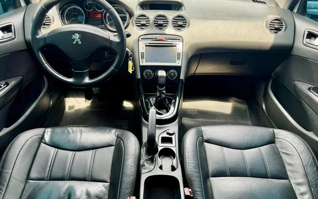 imagem-https://www.socarrao.com.br/sc-vehicle-images-prod/4244558/1790858358065-8486276_15_B_bba4b4710d.jpeg