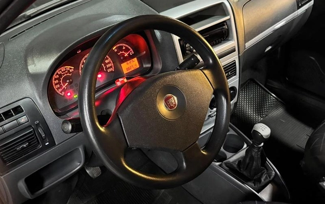 imagem-https://www.socarrao.com.br/sc-vehicle-images-prod/4244658/1790858704166-8515921_6_B_b3ef17d61b.jpeg