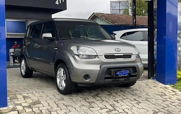 imagem-https://www.socarrao.com.br/sc-vehicle-images-prod/4244666/1790858726783-8527031_2_B_c9e1d39620.jpeg