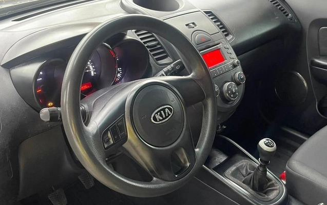 imagem-https://www.socarrao.com.br/sc-vehicle-images-prod/4244666/1790858726792-8527031_7_B_93285d8245.jpeg