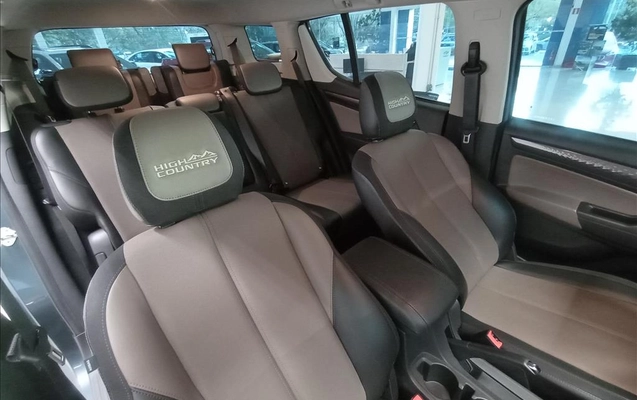 imagem-https://www.socarrao.com.br/sc-vehicle-images-prod/4244731/1790858846352-0779fa17-13d6-4beb-a5ed-05de480e505220260720160842.jpeg
