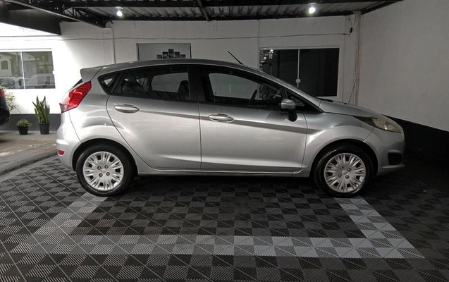 imagem-https://www.socarrao.com.br/sc-vehicle-images-prod/4244733/1791490439473-8487259_1_B_f9c1f13d4d.jpeg