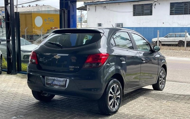 imagem-https://www.socarrao.com.br/sc-vehicle-images-prod/4244781/1790859048550-8527719_5_B_7e7b65b5a7.jpeg