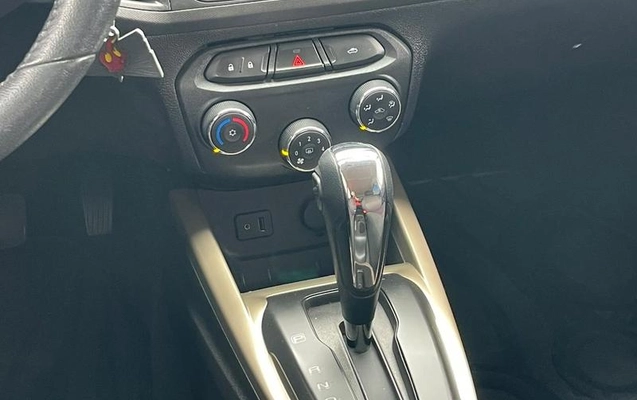 imagem-https://www.socarrao.com.br/sc-vehicle-images-prod/4244781/1790859048558-8527719_10_B_bbe71de79b.jpeg