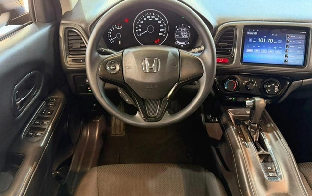 imagem-https://www.socarrao.com.br/sc-vehicle-images-prod/4244812/1791539568586-8515498_6_B_5f0c6aca6b.jpeg