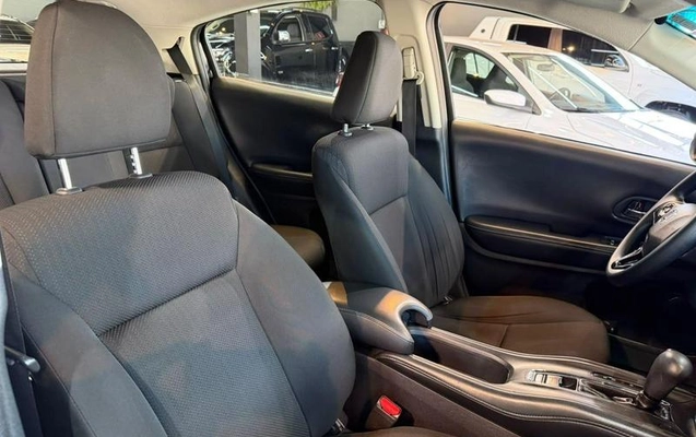 imagem-https://www.socarrao.com.br/sc-vehicle-images-prod/4244812/1791539568595-8515498_16_B_c76cb40475.jpeg