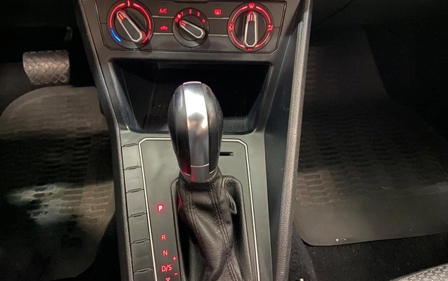 imagem-https://www.socarrao.com.br/sc-vehicle-images-prod/4244894/1790947526458-8530651_11_B_a624ba708a.jpeg