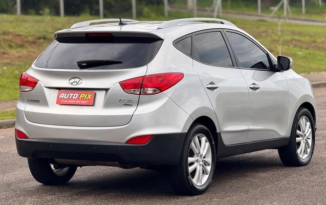 imagem-https://www.socarrao.com.br/sc-vehicle-images-prod/4244909/1791036883793-8530340_6_B_8c98c586a7.jpeg
